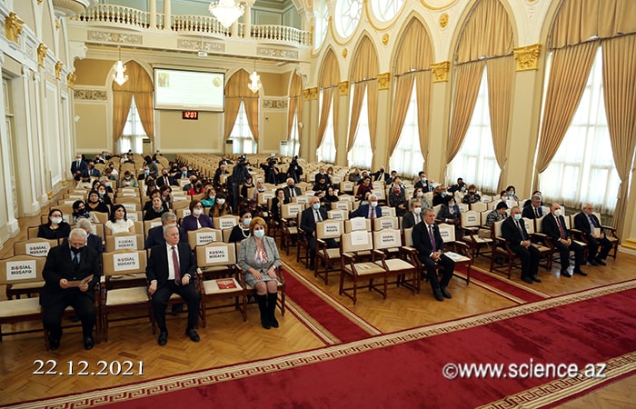 Состоялось специальное заседание Президиума НАНА, посвященное итогам «Года Низами Гянджеви»