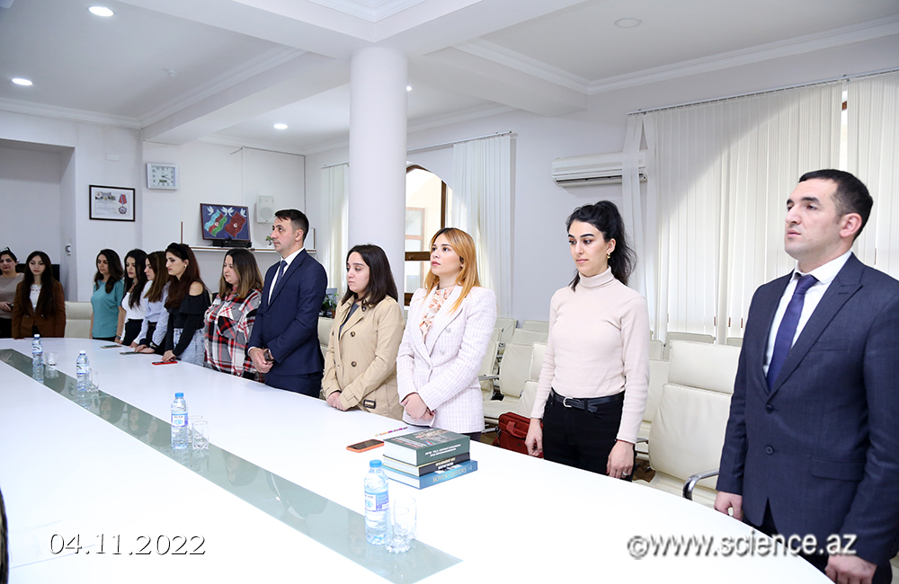 Ədəbiyyat İnstitutunun və gənc alimlərin təşkilatçılığı ilə Zəfər Gününə həsr olunmuş tədbir keçirilib