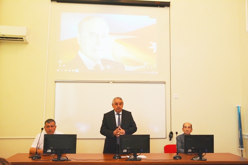 В Институте физики состоялась международная конференция, посвященная 100-летию со дня рождения великого лидера Гейдара Алиева