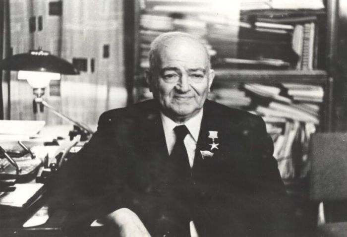 Akademik Mustafa Topçubaşovun gələcək nəsillər üçün qoyduğu irs