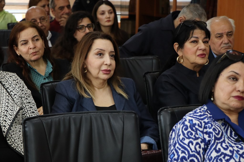 “Azərbaycanın enerji infrastrukturu: BTC və BTƏ kəmərləri – 20 il” mövzusunda dəyirmi masa