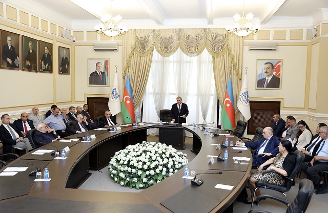 AMEA Rəyasət Heyətinin növbəti iclası keçirilib