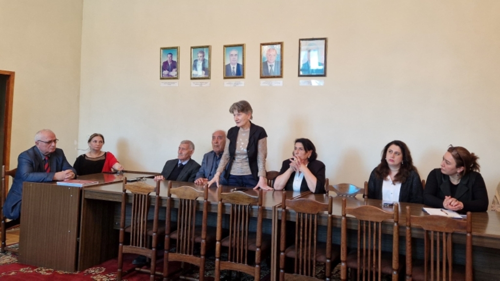 Polimer Materialları İnstitutunda Ulu Öndərin anadan olmasının 102-ci  ildönümünə və Qələbənin 80 illiyinə həsr olunan iclas keçirilib