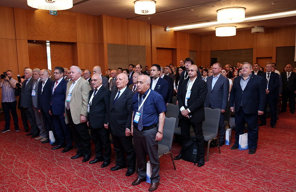 Начала свою работу международная конференция «Гейдар Алиев и нефтяная стратегия Азербайджана: достижения нефтегазовой геологии и геотехнологий»