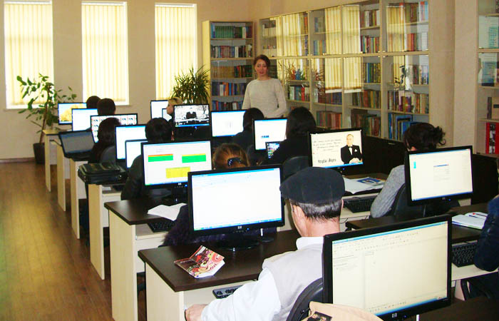 В регионах продолжаются учебные курсы по ИКТ