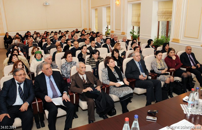 Состоялась научная сессия, посвященная 150-летнему юбилею Али бека Гусейнзаде