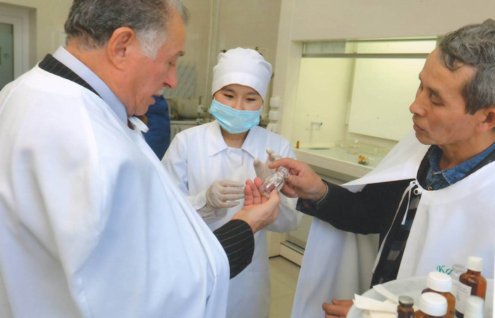 AMEA-nın Botanika İnstitutu Qazaxıstan Respublikası ilə elmi əlaqələrini genişləndirir