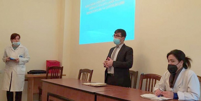 A seminar on the application of drug therapy in the treatment of malignant tumors was held